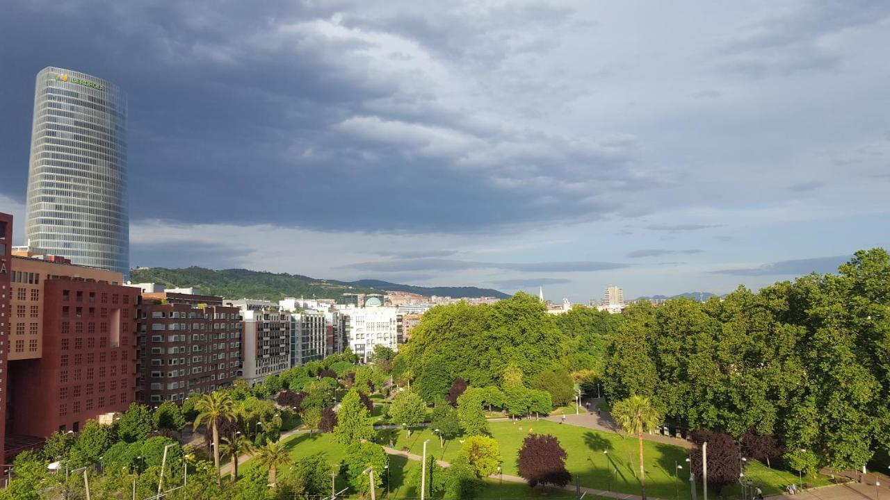 San Mames Apartment - Free Parking Бильбао Экстерьер фото