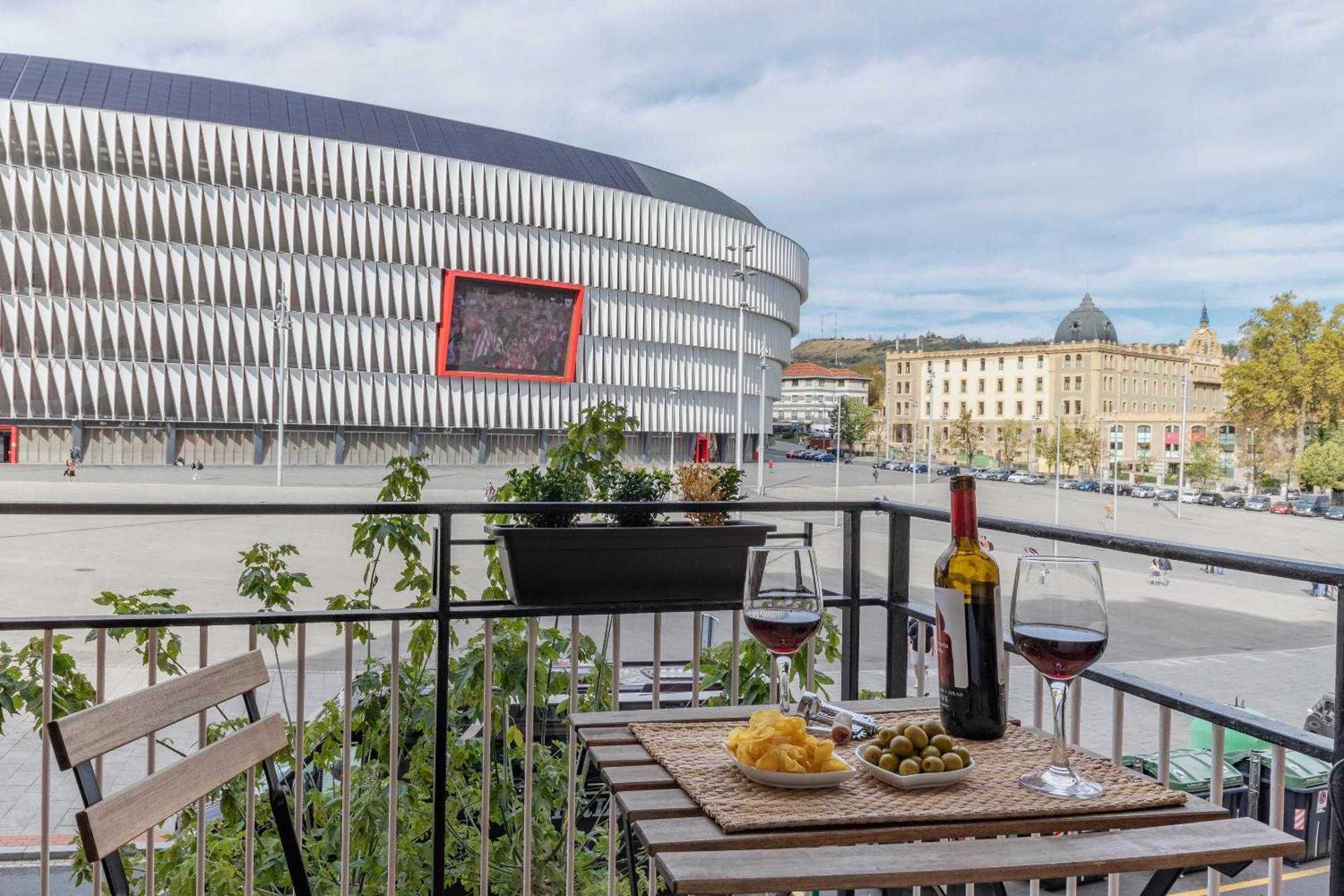 San Mames Apartment - Free Parking Бильбао Экстерьер фото