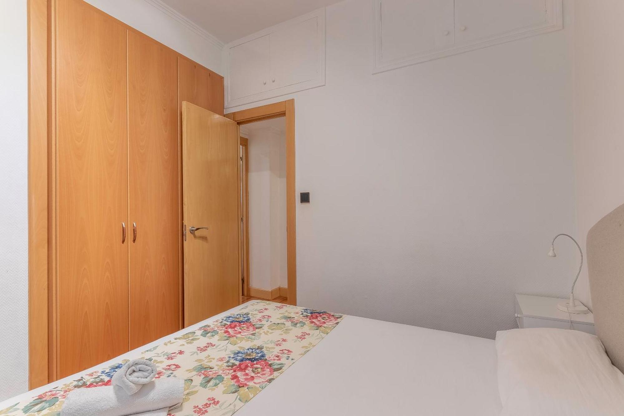 San Mames Apartment - Free Parking Бильбао Экстерьер фото