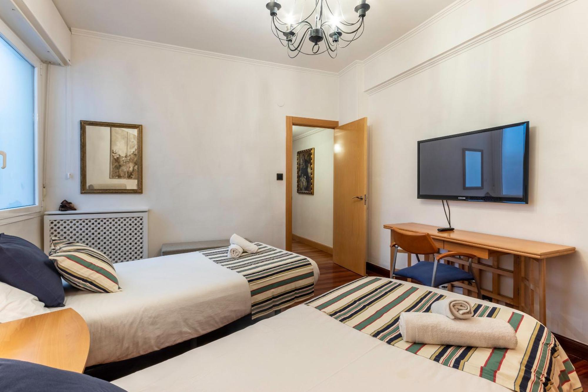 San Mames Apartment - Free Parking Бильбао Экстерьер фото