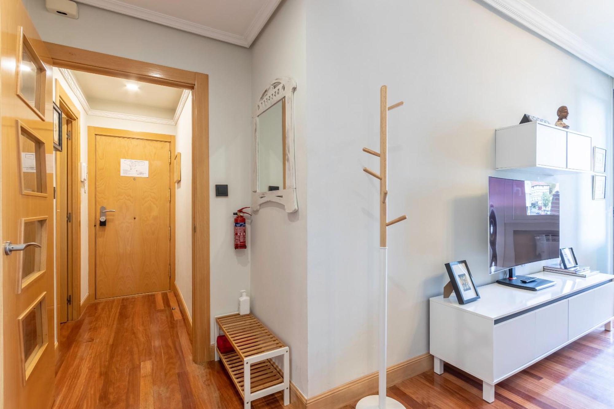San Mames Apartment - Free Parking Бильбао Экстерьер фото